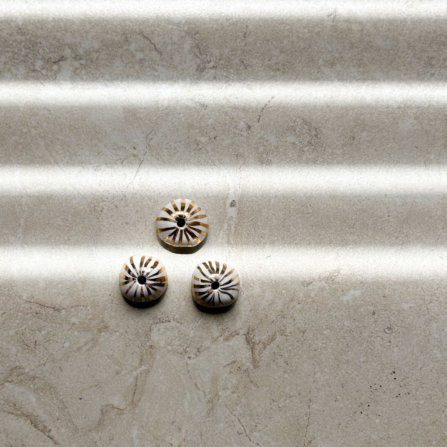Incense bead ~ Gold Lustre Stripes on porcelain