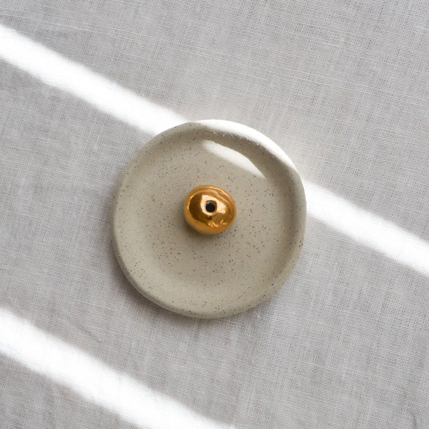 Incense holder with gold lustre detail