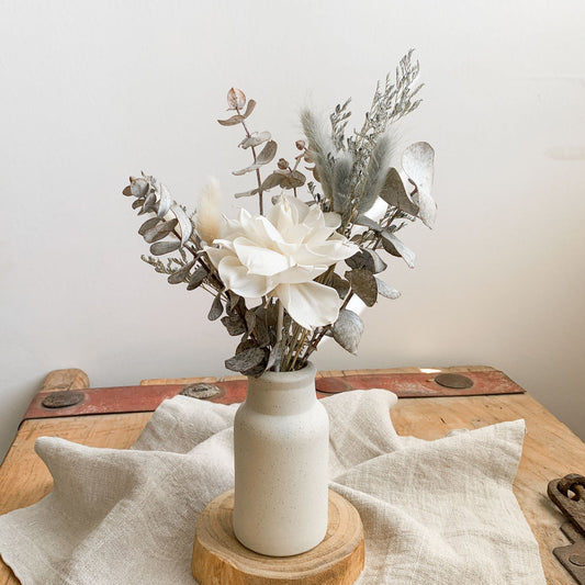 Dried posy ~ Dahlia sola wood flower