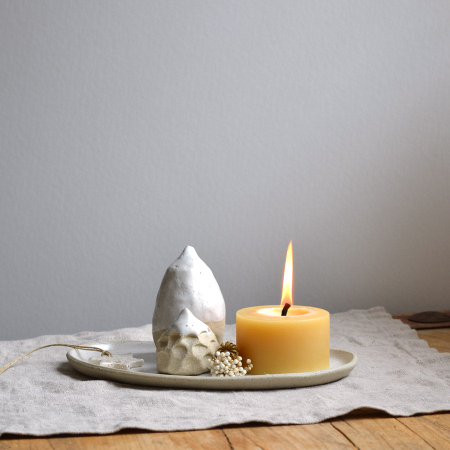 Pebble tray ~ White on Stone