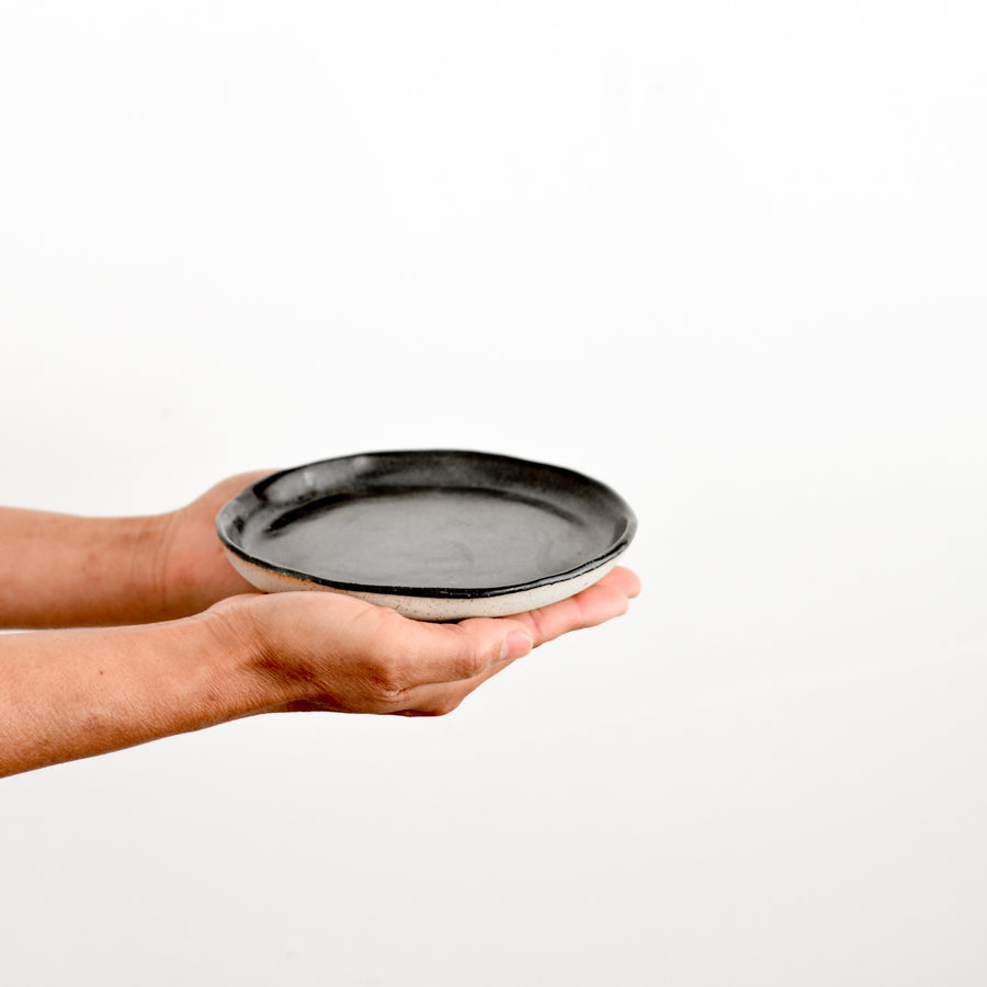 Round plate ~ Ember {SPECIAL ORDER}