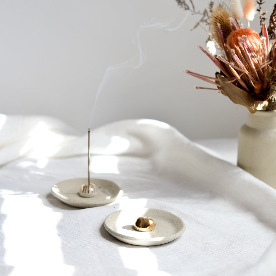 Incense holder with gold lustre detail