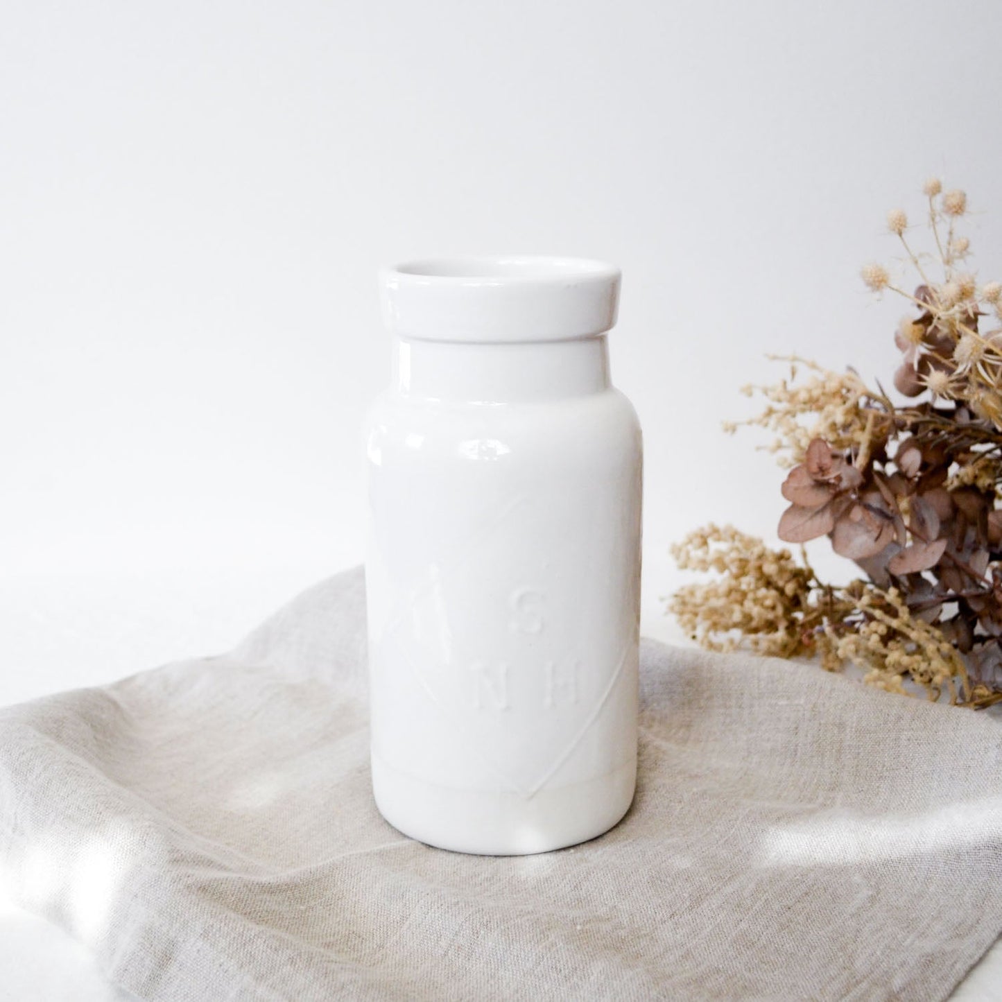 Large bottle jar ~ Classic White {disc}