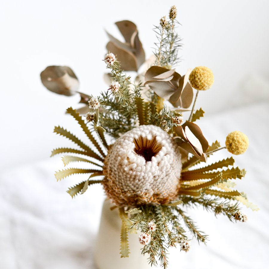 Dried native posy