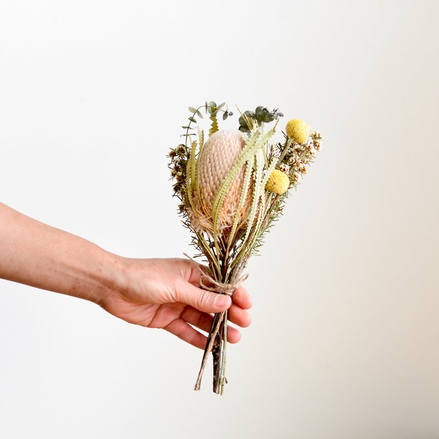 Dried native posy